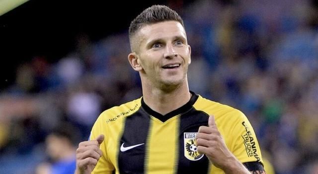 就在此时 就在此时