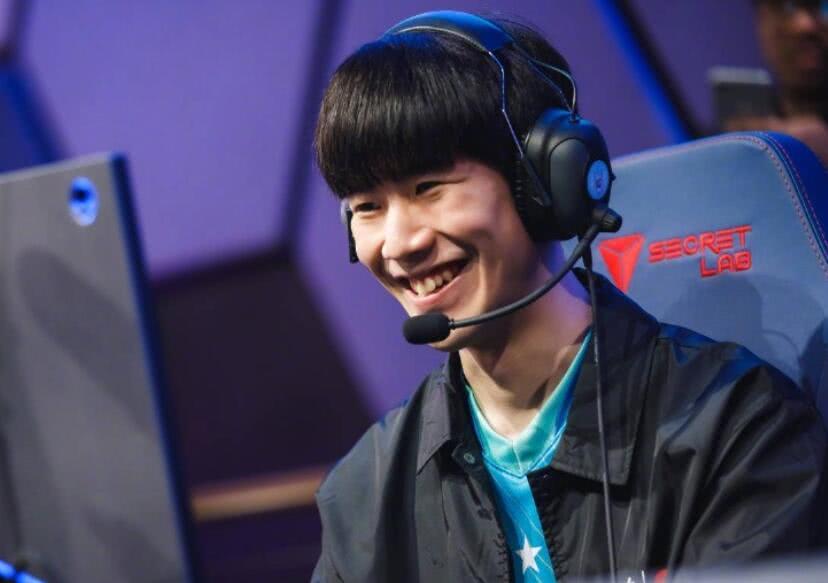 球迷的目光 球迷的目光