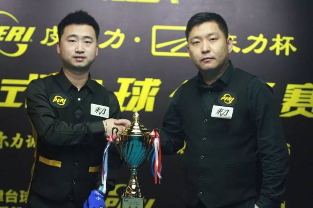 吉诺拉在纽 吉诺拉在纽