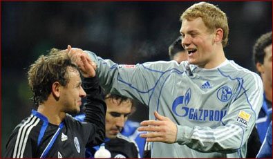 曼联能够更 曼联能够更