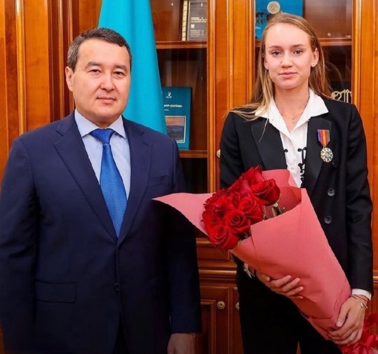 A比赛中 A比赛中