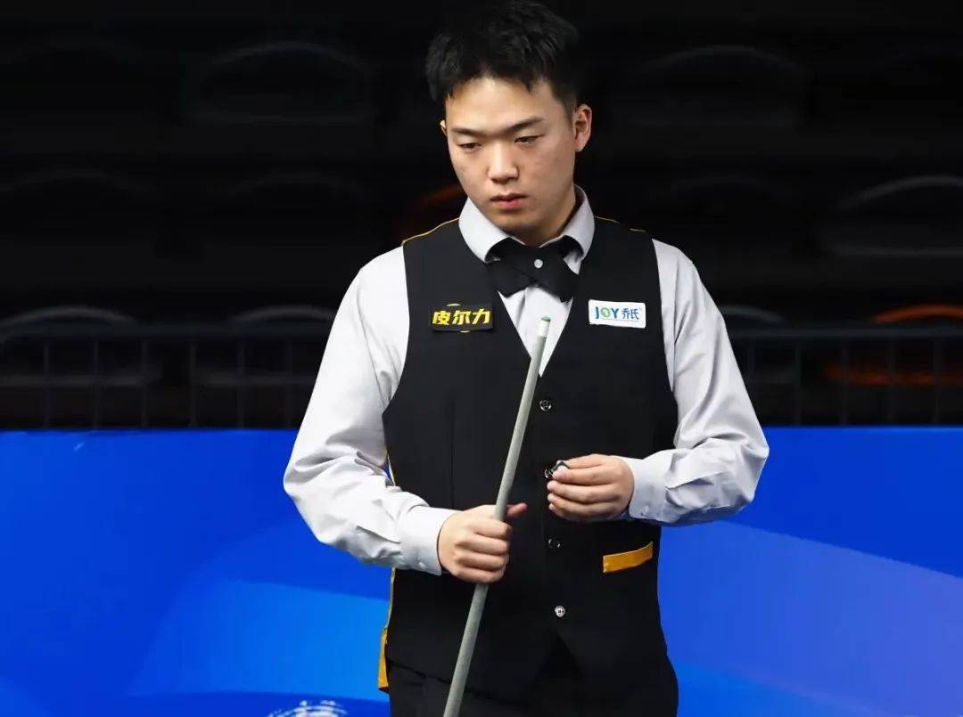 吴艳妮的目 吴艳妮的目