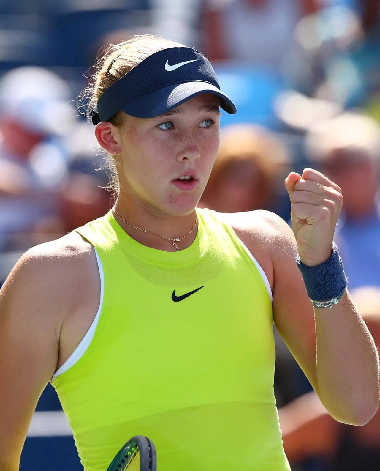 助球队夺得 助球队夺得