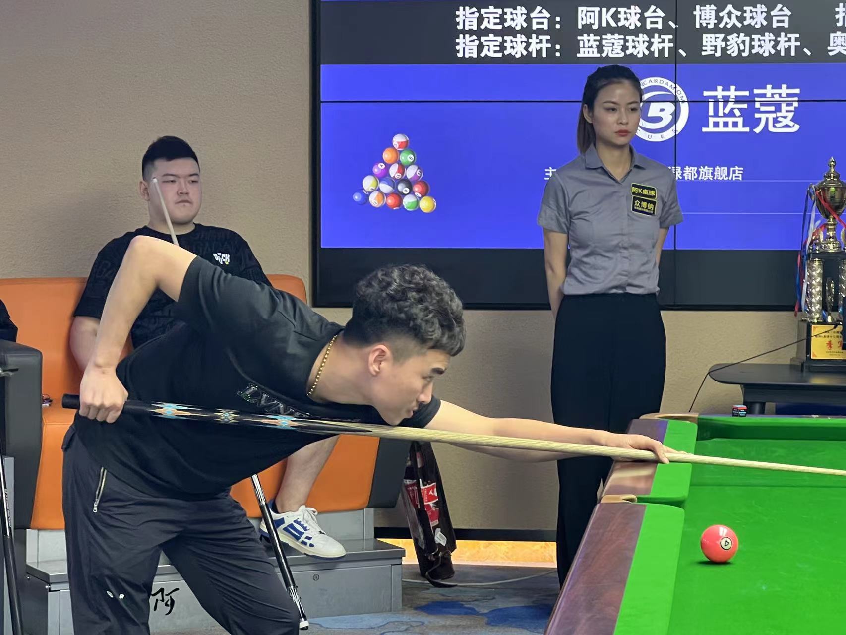 9岁的新星 9岁的新星